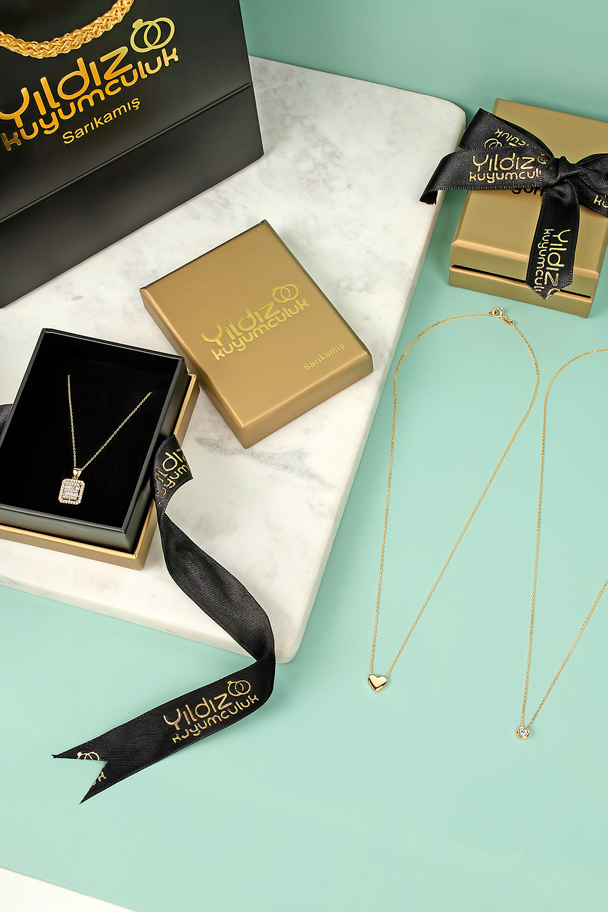 14 Ayar Altın Kalpli Kolye - Kadın - Özel Günler İçin Eşsiz Hediye 14 Ayar Altın Kalpli Kolye - Kadın - Özel Günler İçin Eşsiz Hediye