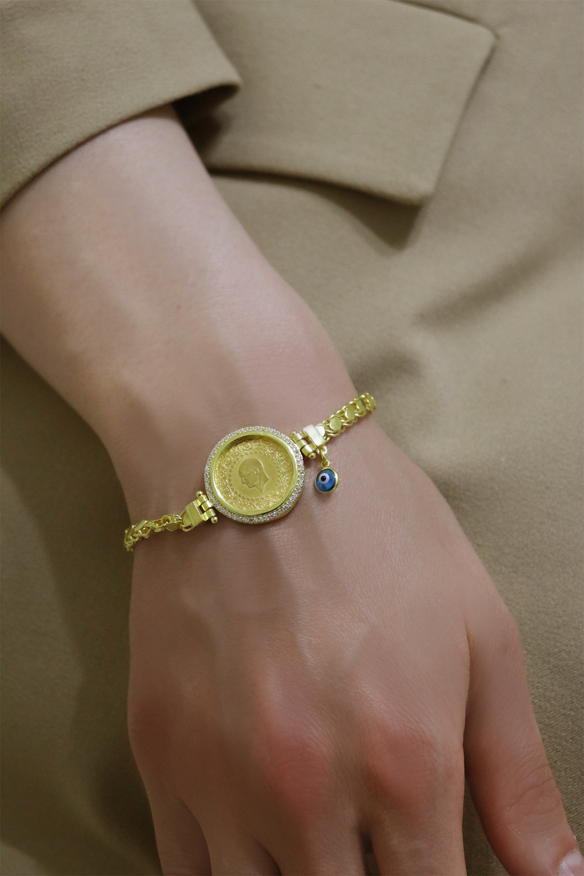 22 Ayar Çeyrek Altınlı 925 Ayar Gümüş Bileklik 22 Ayar Çeyrek Altınlı 925 Ayar Gümüş Bileklik