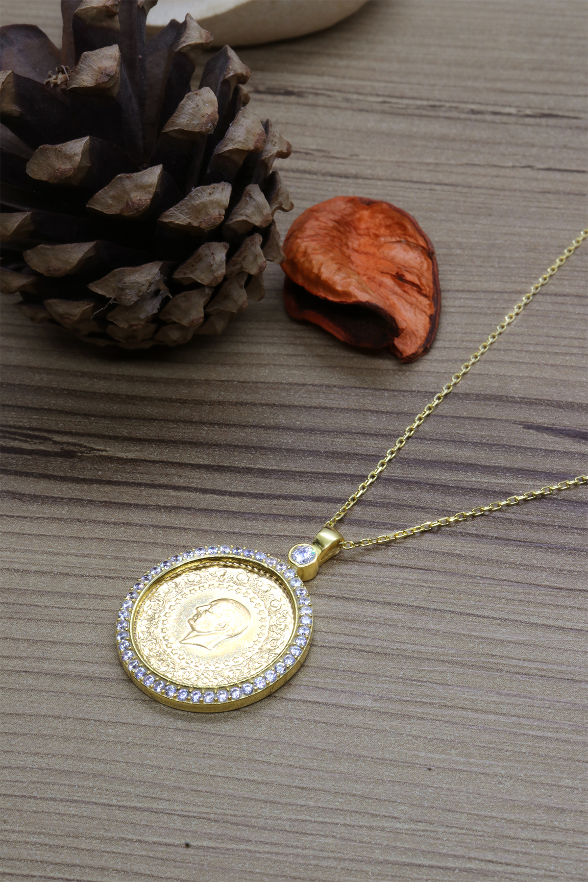 22 Ayar Çeyrek Altınlı 925 Ayar Gümüş Kolye 22 Ayar Çeyrek Altınlı 925 Ayar Gümüş Kolye