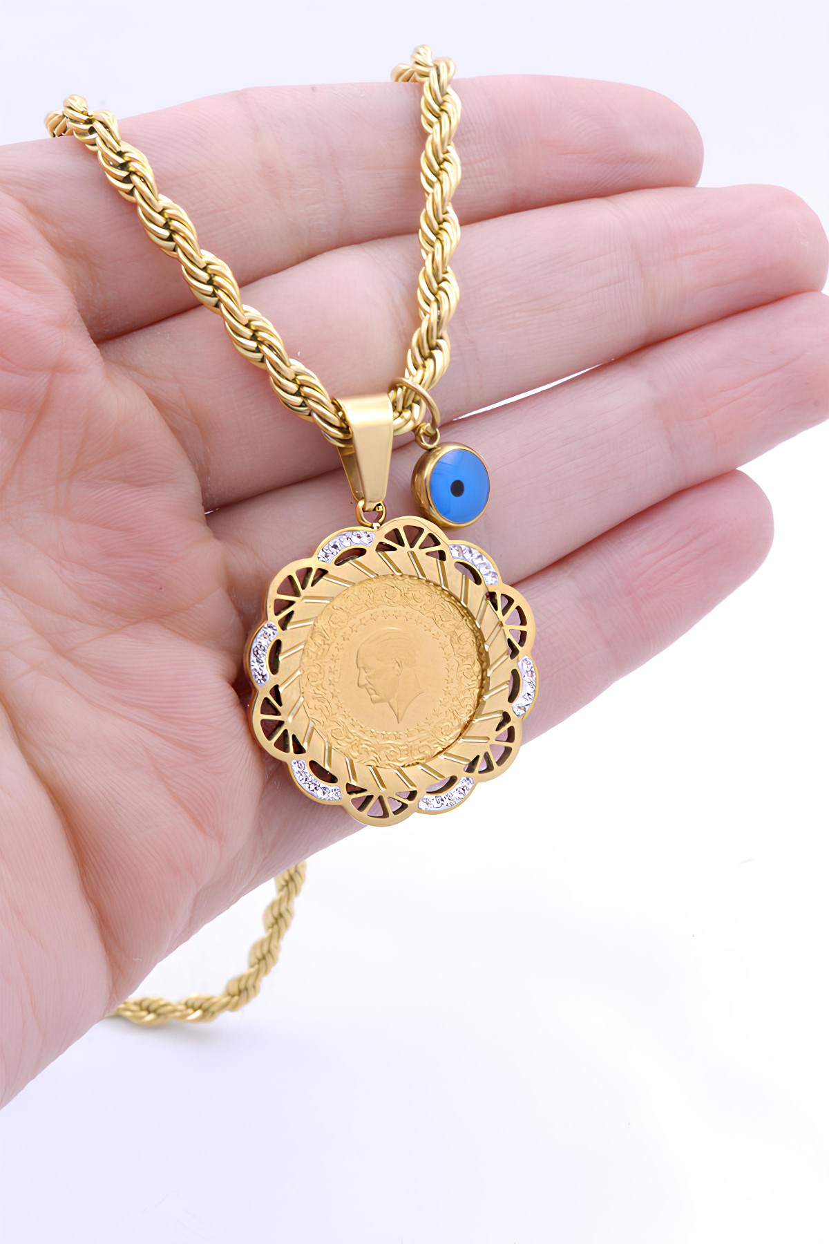 22 Ayar Çeyrek Altınlı Çelik Kolye 22 Ayar Çeyrek Altınlı Çelik Kolye