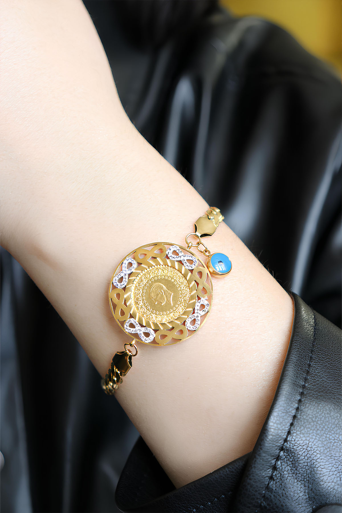 22 Ayar Çeyrek Altınlı Çelik Zincirli Sonsuzluk Motifli Bileklik 22 Ayar Çeyrek Altınlı Çelik Zincirli Sonsuzluk Motifli Bileklik