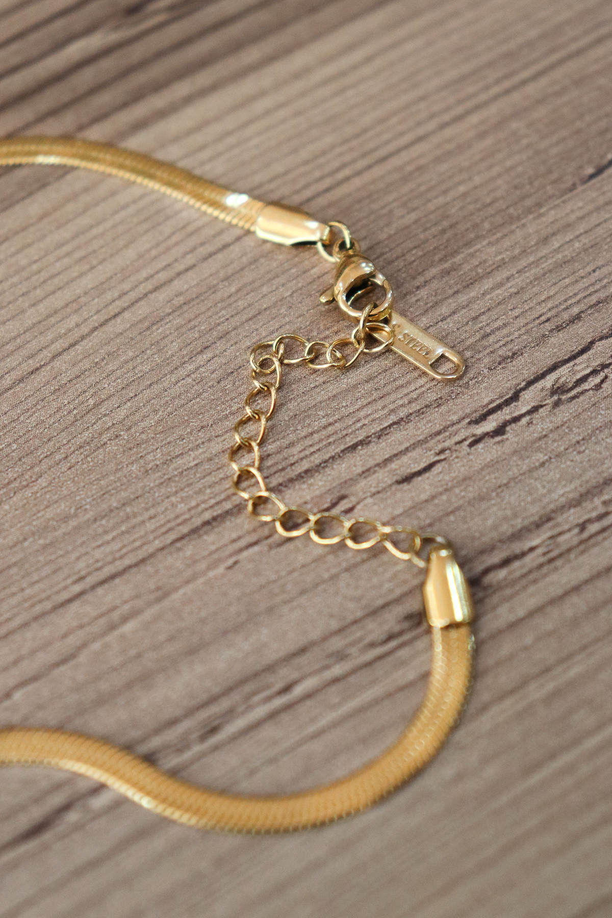 22 Ayar Çeyrek Altınlı Dorika Çerçeveli Italyan Yassı Zincir Kolye 22 Ayar Çeyrek Altınlı Dorika Çerçeveli Italyan Yassı Zincir Kolye