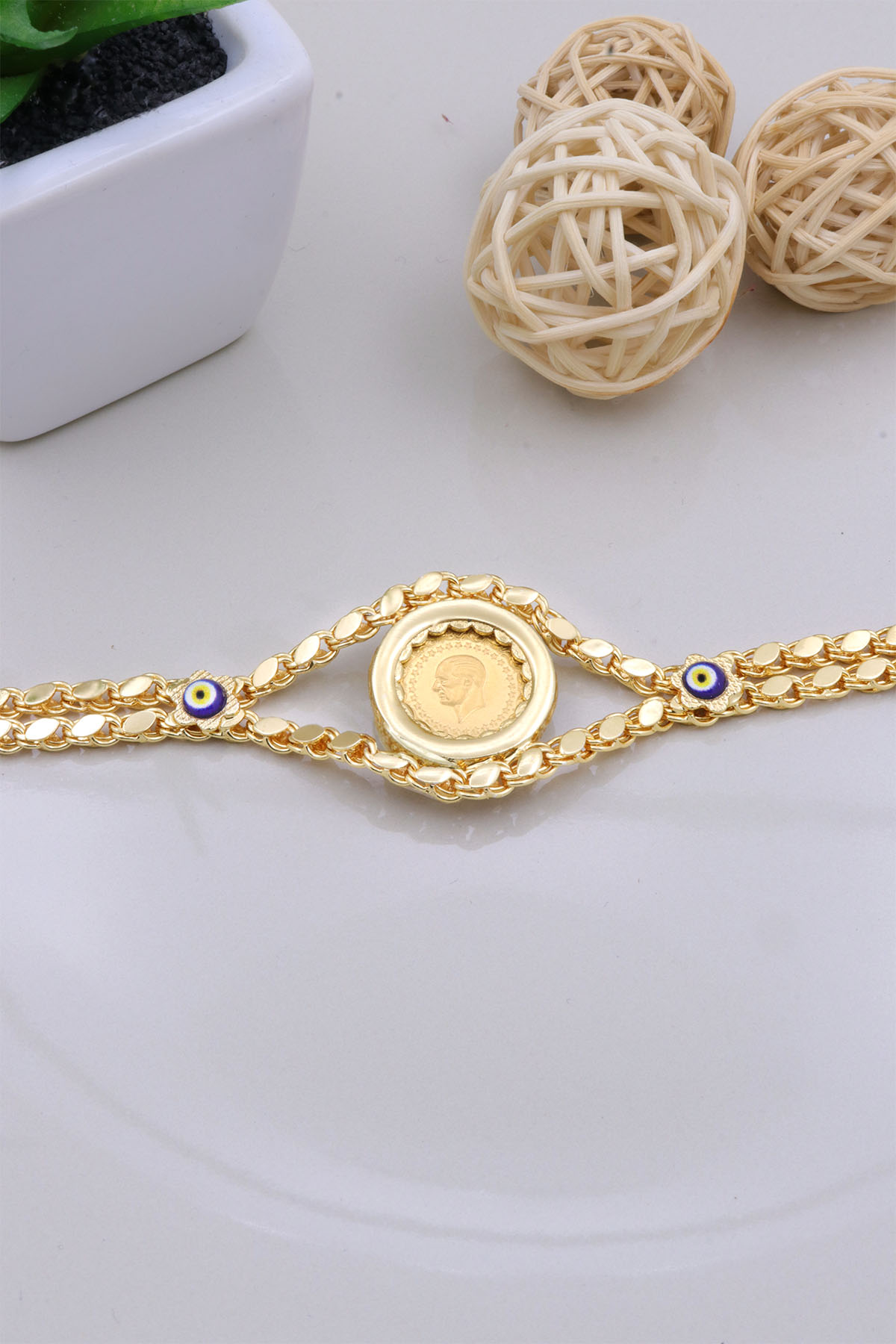 22 Ayar Çeyrek Altınlı Nazar Boncuklu Bileklik 22 Ayar Çeyrek Altınlı Nazar Boncuklu Bileklik