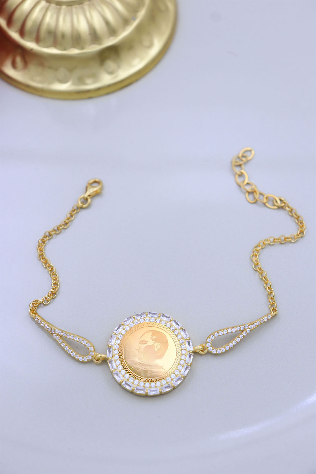 22 Ayar Gram Altınlı 925 Ayar Gümüş Bileklik 22 Ayar Gram Altınlı 925 Ayar Gümüş Bileklik