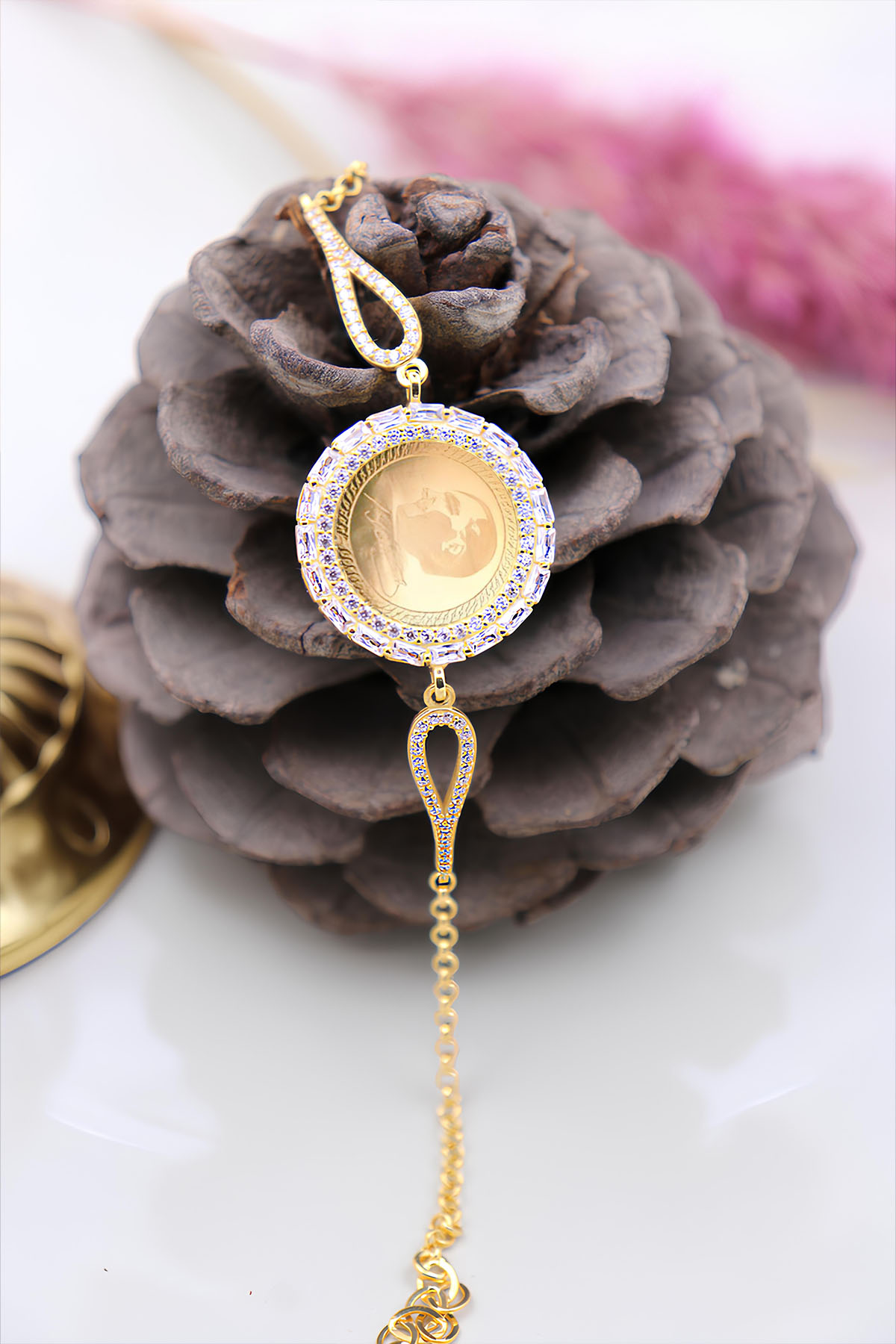 22 Ayar Gram Altınlı 925 Ayar Gümüş Bileklik 22 Ayar Gram Altınlı 925 Ayar Gümüş Bileklik