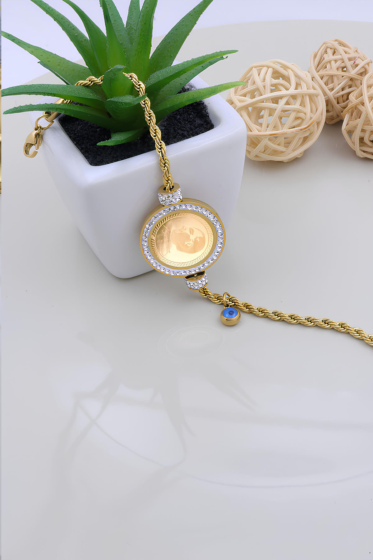 22 Ayar Gram Altınlı Çelik Bileklik 22 Ayar Gram Altınlı Çelik Bileklik