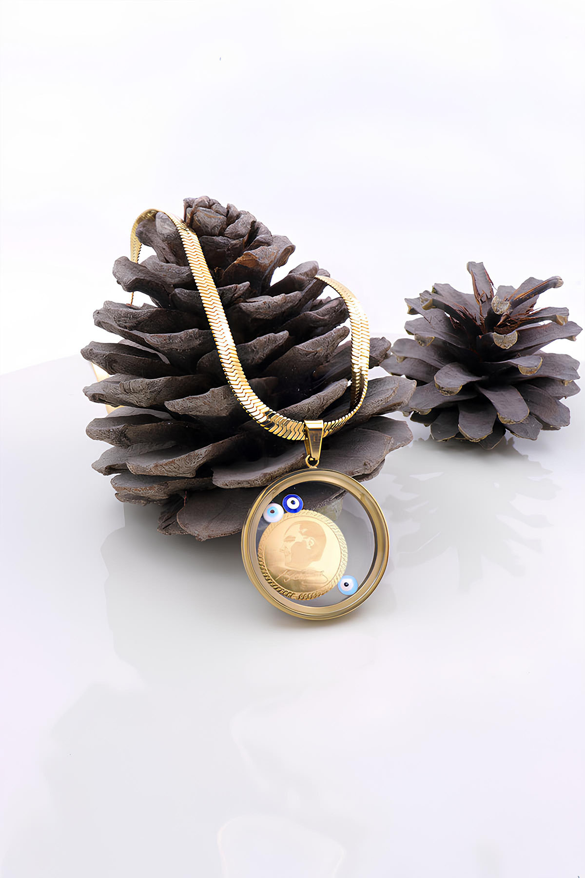 22 Ayar Gram Altınlı Çelik Kolye 22 Ayar Gram Altınlı Çelik Kolye