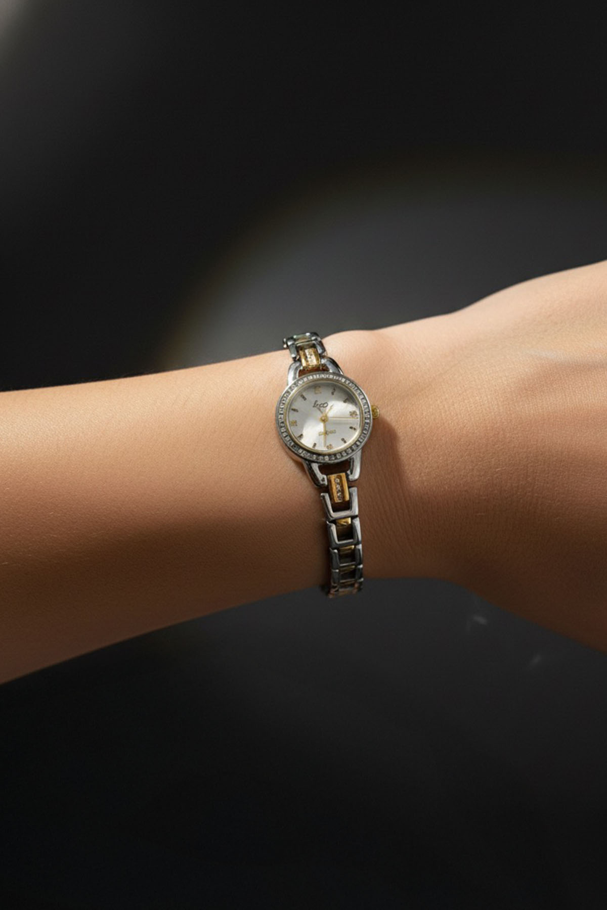 Vintage Kadın Kol Saati - Solmaz - Su Geçirmez- 2 Yıl Garantili Vintage Kadın Kol Saati - Solmaz - Su Geçirmez- 2 Yıl Garantili